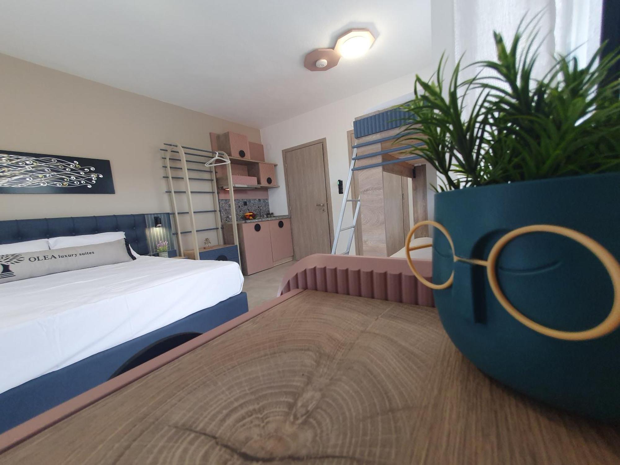 Olea Luxury Suites アスプロヴァルタ エクステリア 写真