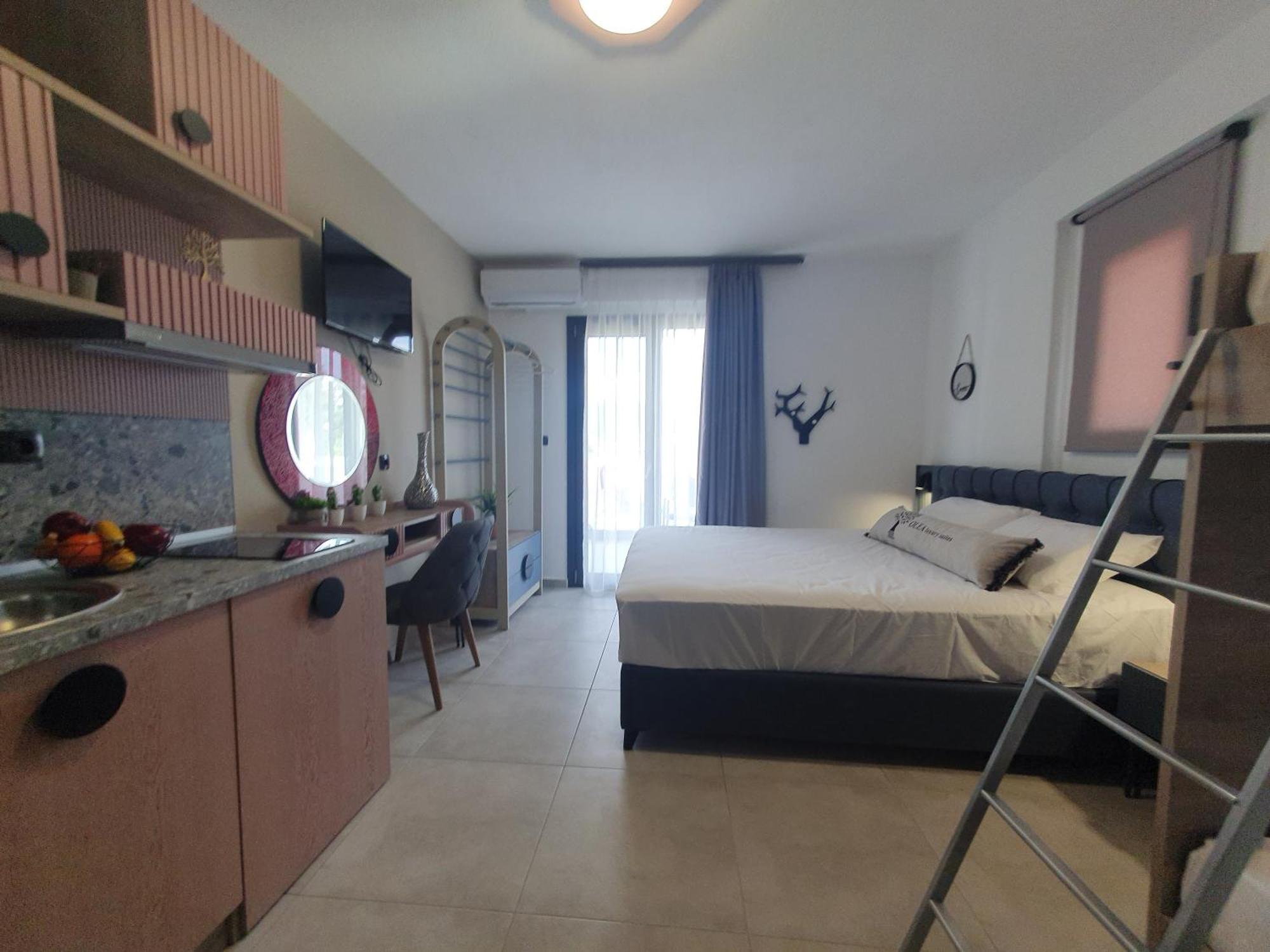 Olea Luxury Suites アスプロヴァルタ エクステリア 写真