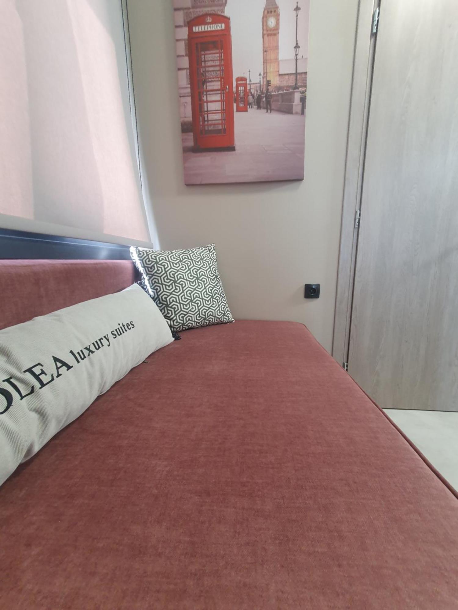 Olea Luxury Suites アスプロヴァルタ エクステリア 写真