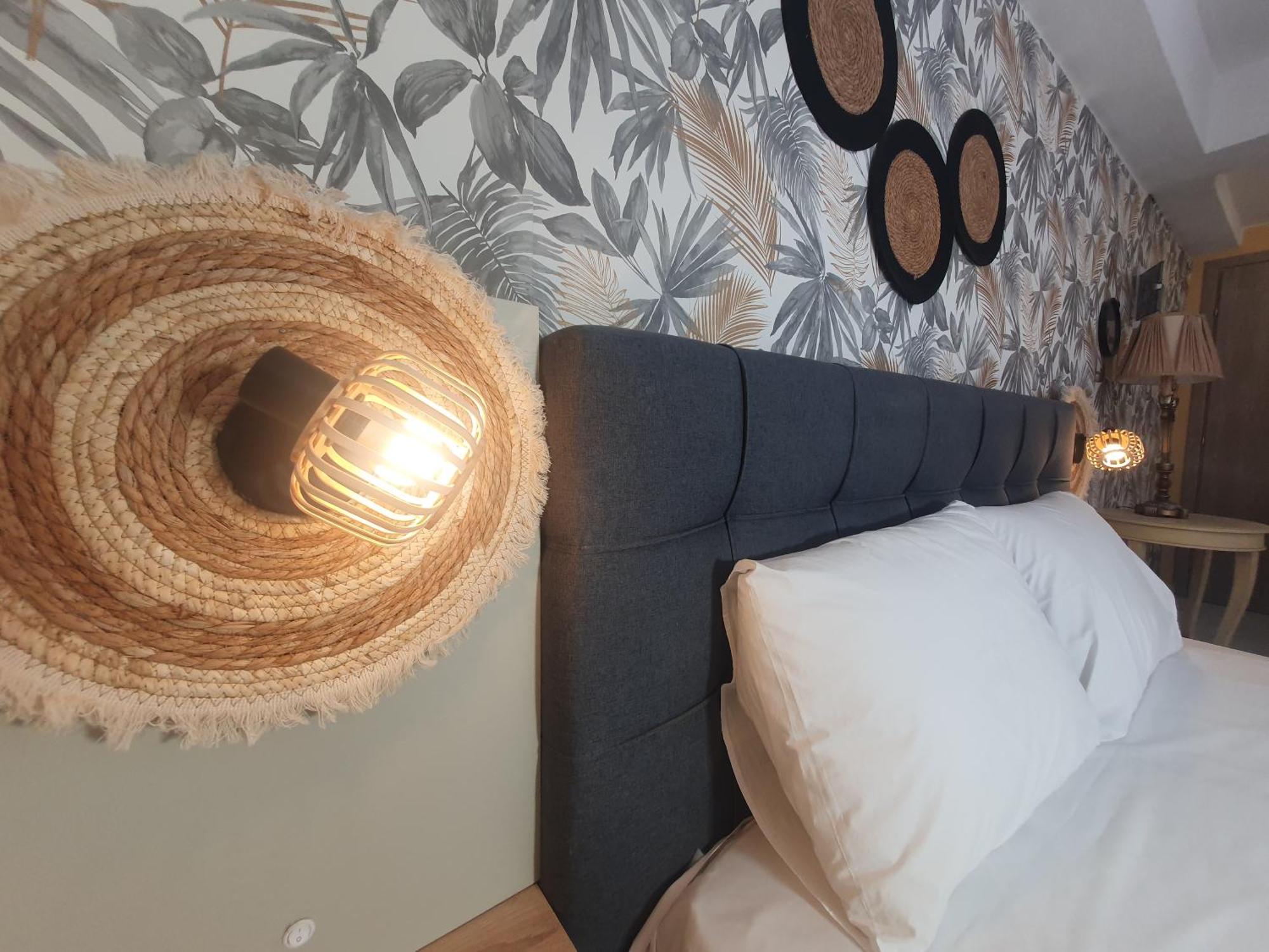 Olea Luxury Suites アスプロヴァルタ エクステリア 写真